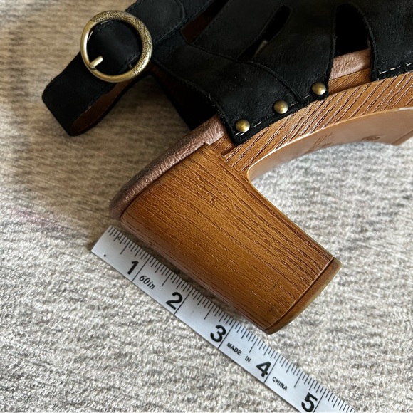 Dansko Black Leather Women's Demetra Slingback Sandals Size 39 - Picture 4 of 12